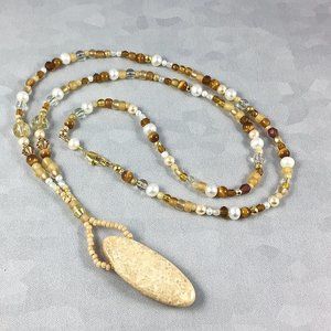 FOSSIL NECKLACE WITH FRESHWATER PEARLS, GEMSTONES, GOLD-PLATED BEADS